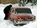 Общество: Веселый видеоклип: Коростень увяз в снегу